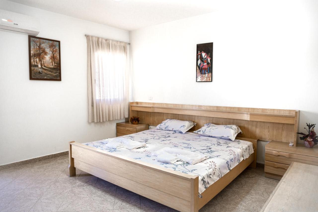 City Center Two Private Bedrooms Near Scanderbeg Square On Shared Apartment Tirana Exteriér fotografie